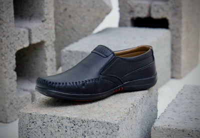 Men's joblet Leather Shoes - Black Color.                      ( Allow to open on delivery time)