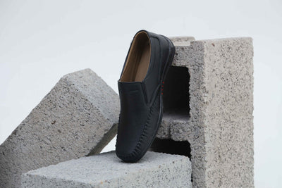 Men's joblet Leather Shoes - Black Color.                      ( Allow to open on delivery time)